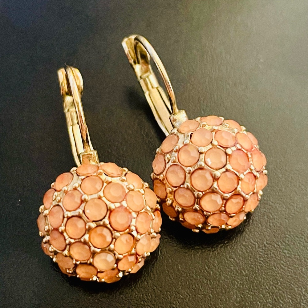 The Gap Light Peach Pave Earrings - Picture 3 of 8